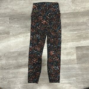 Lululemon size 4 align 25” leggings